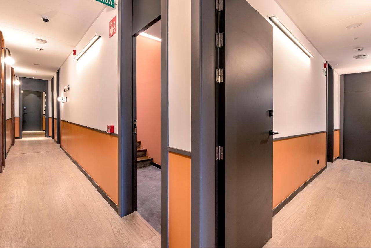 Hotel Orangine لوسبيتاليت دي يوبريغات المظهر الخارجي الصورة